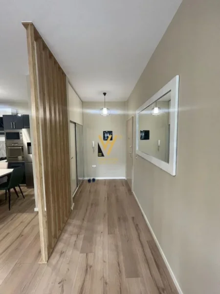 Tirane, jepet me qera apartament 3+1+Ballkon Kati 6, 135 m² 1.200 € (KOPSHTI ZOOLOGJIK)
