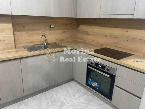 Tirane, jepet me qera apartament 1+1 Kati 4, 75 m² 350 € (Fresku)