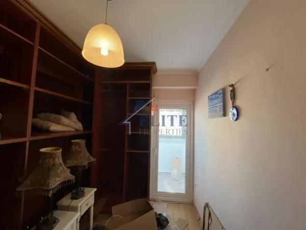 Tirane, shitet apartament duplex 4+1+Ballkon Kati 7, 285 m² 650.000 € (Blloku)