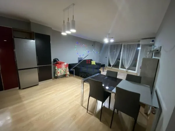 Tirane, shitet apartament 2+1+Ballkon Kati 5, 127 m² 216.240 € (Tregu Eletrik)