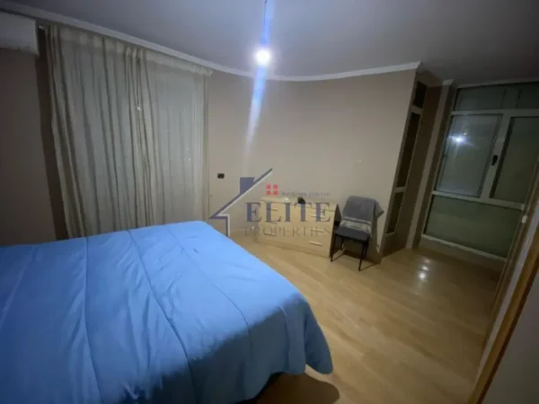 Tirane, shitet apartament 2+1+Ballkon Kati 5, 127 m² 216.240 € (Tregu Eletrik)