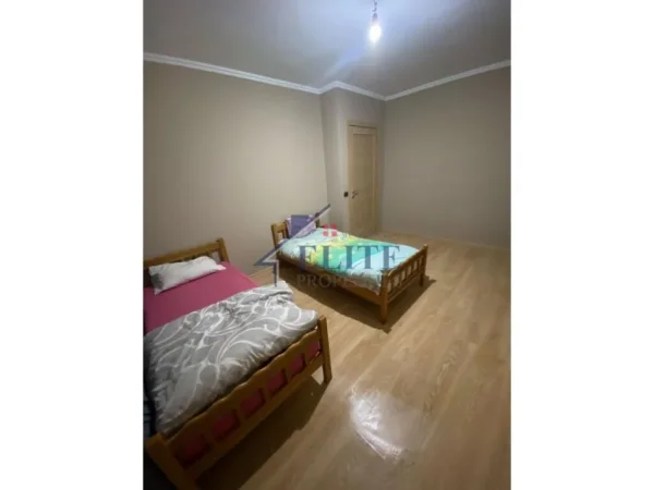 Tirane, shitet apartament 2+1+Ballkon Kati 5, 127 m² 216.240 € (Tregu Eletrik)