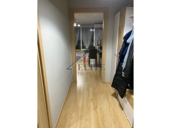 Tirane, shitet apartament 2+1+Ballkon Kati 5, 127 m² 216.240 € (Tregu Eletrik)