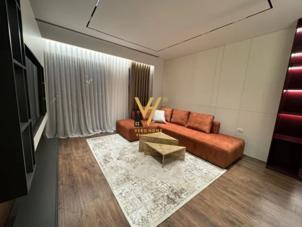 Tirane, jepet me qera apartament 3+1+Ballkon Kati 15, 167 m² 2.500 € (RRUGA E KAVAJES)