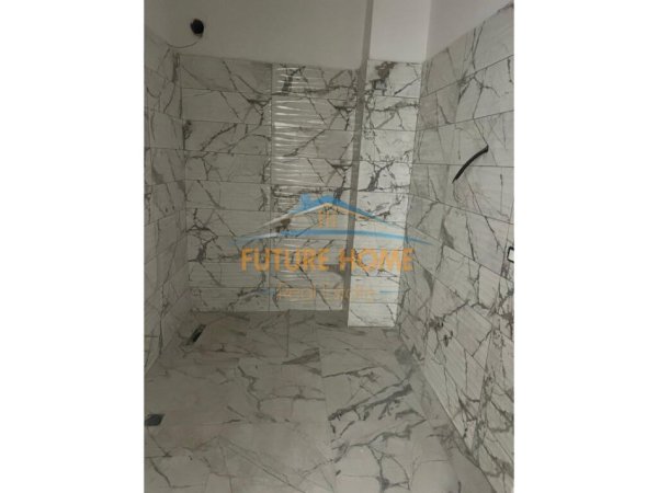 Tirane, shitet apartament 1+1+Ballkon Kati 4, 73 m² 120.000 € (LAPRAKE TIRANE)