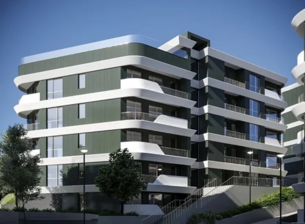 Tirane, shitet apartament , 104 m² 