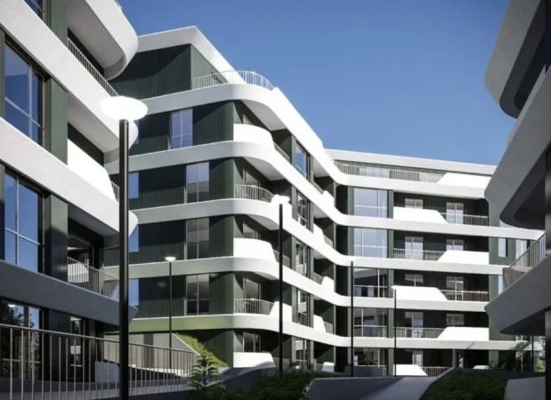 Tirane, shitet apartament , 104 m² 