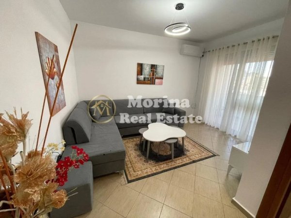 Tirane, jepet me qera apartament 1+1 Kati 4, 65 m² 550 € (Selvia)