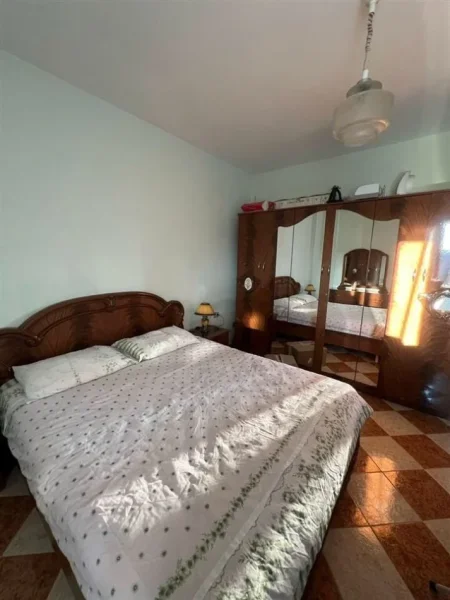 Tirane, jepet me qera apartament 2+1 Kati 6, 76 m² 600 € (Vasil Shanto)