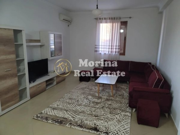 Tirane, jepet me qera apartament 3+1 Kati 3, 180 m² 600 € (Rruga Elbasanit)