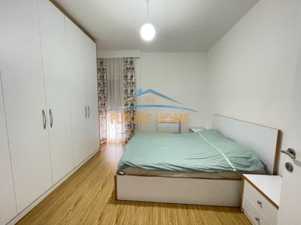 Tirane, jepet me qera apartament 2+1+Ballkon Kati 4, 95 m² 750 € (Rezidenca Quartum, Rruga Panorama)