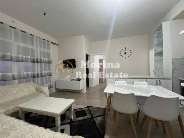 Tirane, jepet me qera apartament 3+1 Kati 9, 110 m² 600 € (Fusha Aviacionit)