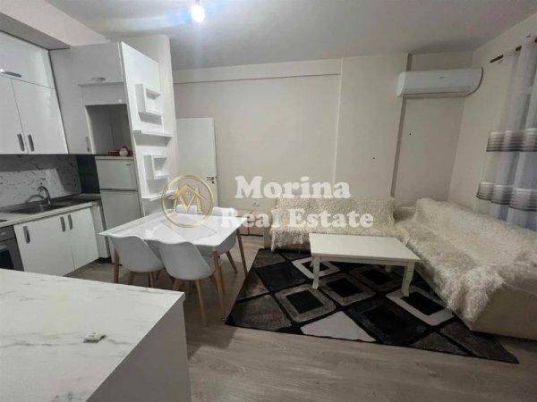 Tirane, jepet me qera apartament 3+1 Kati 9, 110 m² 600 € (Fusha Aviacionit)