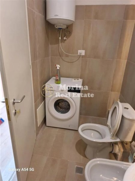 Tirane, jepet me qera apartament 2+1+Ballkon Kati 2, 120 m² 500 € 