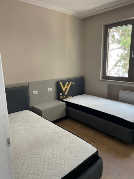 Vlore, jepet me qera apartament 2+1+Ballkon Kati 1, 133 m² 1.250 € (VLORE)