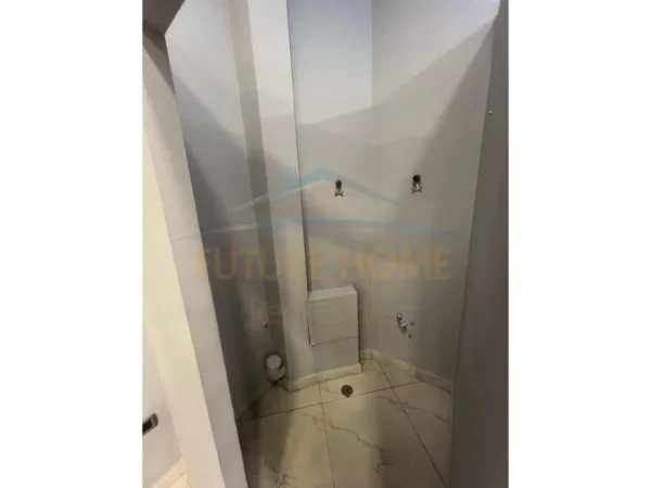 Durres, shitet ambjent biznesi Kati 1, 100 m² 285.000 € (qender)