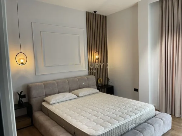 Tirane, shitet Vile 2 Katshe , 500 m² 1.450.000 € (mjulle bathore)