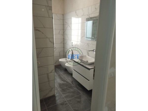 Durres, shitet apartament 2+1 Kati 2, 90 m² 130.000 € (Plazh Rrota Kuqe)
