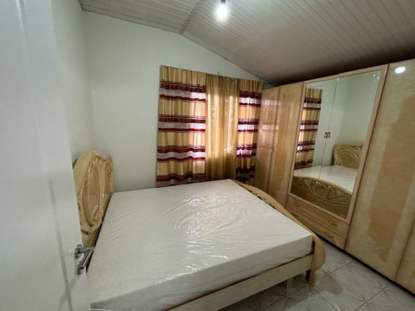Tirane, jepet me qera 1+1 Kati 3, 400 € (globe , ish parku)