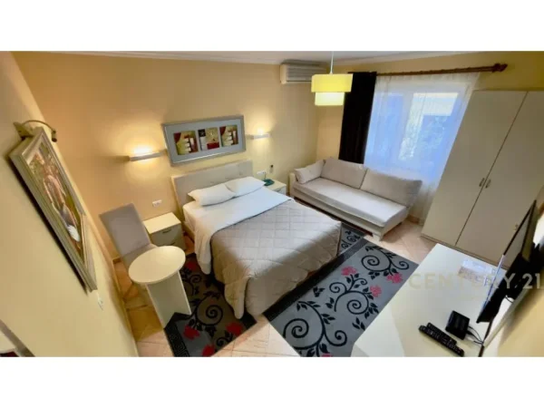 Tirane, shes hotel Kati 4, 413 m² 1.500.000 € (rruga elbasanit)