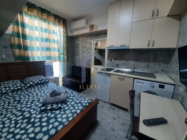 Tirane, jepet me qera garsonier Kati 2, 33 m² 350 € (Rruga ‘’Gjon Mili’’)