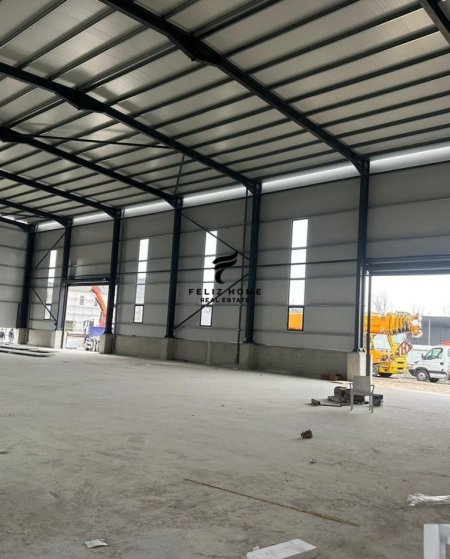 Tirane, jepet me qera magazine Kati 0, 930 m² 5.000 € (KASHAR)