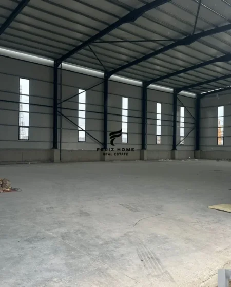 Tirane, jepet me qera magazine Kati 0, 930 m² 5.000 € (KASHAR)