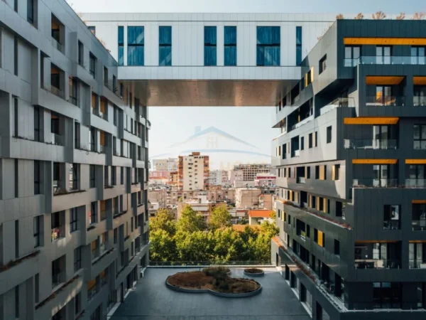 Tirane, shitet apartament 1+1+Aneks+Ballkon Kati 7, 79 m² 225.000 € (Square 21)