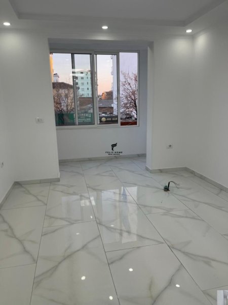 Tirane, shitet apartament 1+1+Ballkon Kati 2, 47 m² 145.000 € (RRUGA E DIBRES)