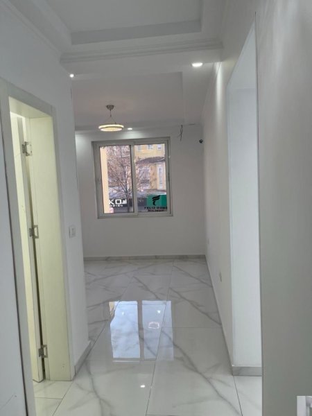 Tirane, shitet apartament 1+1+Ballkon Kati 2, 47 m² 145.000 € (RRUGA E DIBRES)