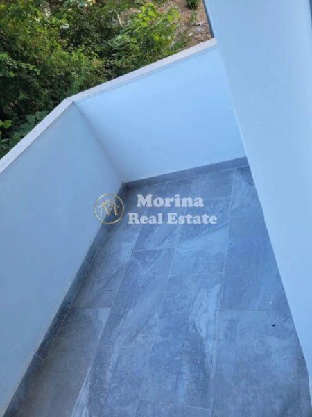 Tirane, jepet me qera apartament 1+1 Kati 4, 70 m² 400 € (Kopshti Botanik)