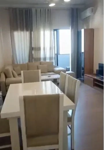 Tirane, jepet me qera apartament 2+1 Kati 8, 120 m² 450 € (Astir)