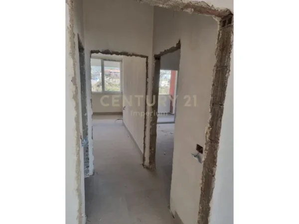 Tirane, shitet apartament 2+1 Kati 5, 120 m² 139.400 € (Fresku)