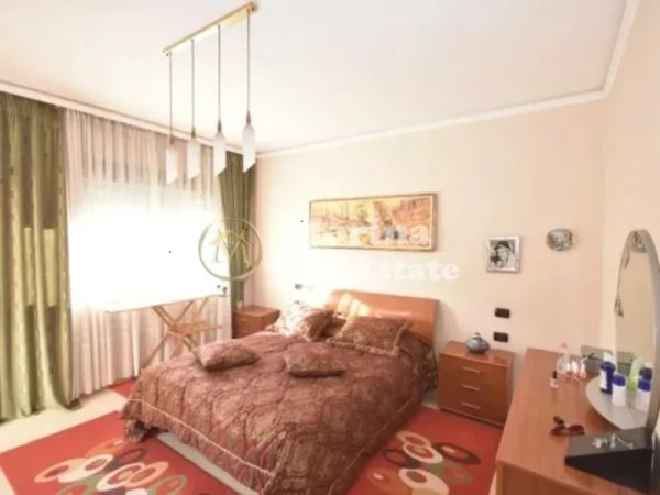 Tirane, jepet me qera apartament 2+1 Kati 8, 125 m² 750 € (Stadiumi Air Albania)