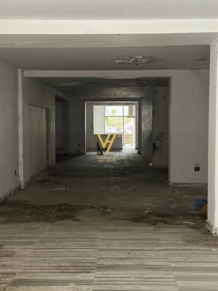 Tirane, jepet me qera ambjent biznesi Kati 0, 700 m² 5.000 € (RRUGA E ELBASANIT)