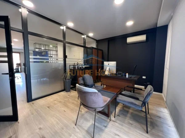 AMBJENT ZYRASH ME QERA TEK DELIJORGJI