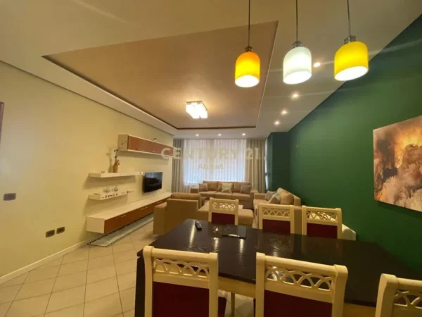 Tirane, jepet me qera apartament 2+1 Kati 9, 105 m² 700 € (21 Djetori)