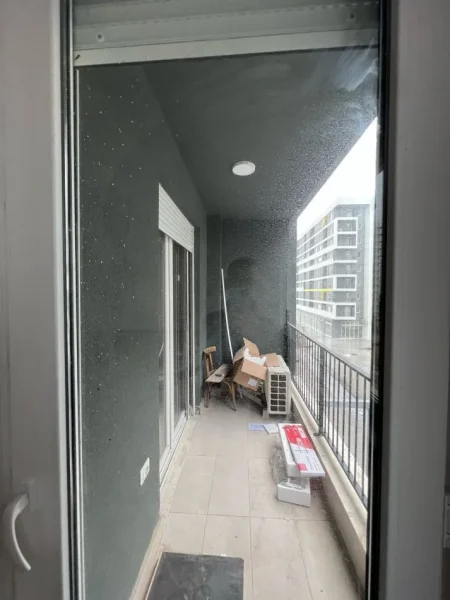 Tirane, shitet apartament 2+1+Ballkon Kati 2, 93 m² 130.000 € (Univers City)