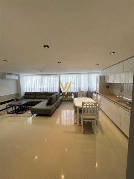 Tirane, jepet me qera apartament 3+1+Ballkon Kati -2, 175 m² 550 € (FRESKU)