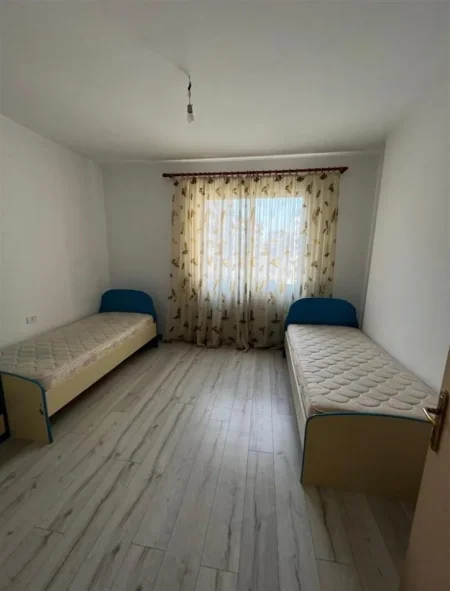 Tirane, jap me qera apartament 2+1+Ballkon Kati 4, 103 m² (Astir, afer bar Bohem)