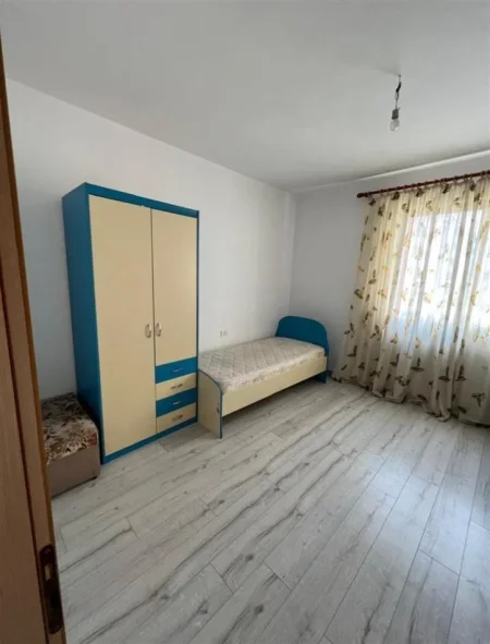 Tirane, jap me qera apartament 2+1+Ballkon Kati 4, 103 m² (Astir, afer bar Bohem)