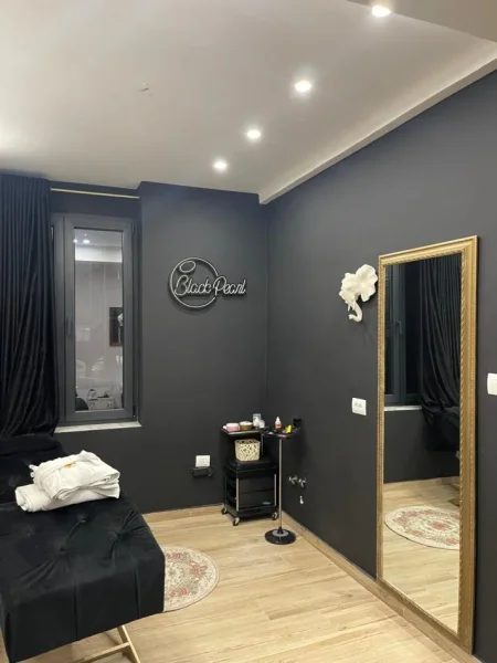 Tirane, jepet me qera ambjent biznesi Kati 0, 50 m² 600 € (Stadiumi Dinamo)