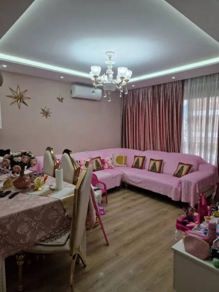 Tirane, shitet apartament 1+1+Ballkon Kati 3, 70 m² 175.000 € (Fiori Di Bosco)