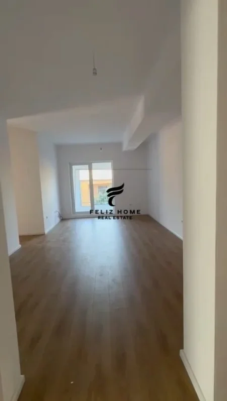 Tirane, shitet apartament 3+1+Ballkon Kati 2, 105 m² 168.000 € (ALI DEMI)