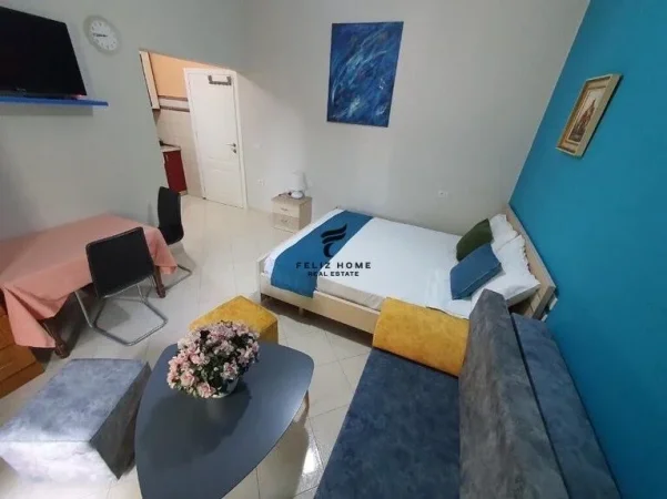 Durres, shitet Vile ne plazh 3 Katshe Kati 3, 475.000 € (DURRES)