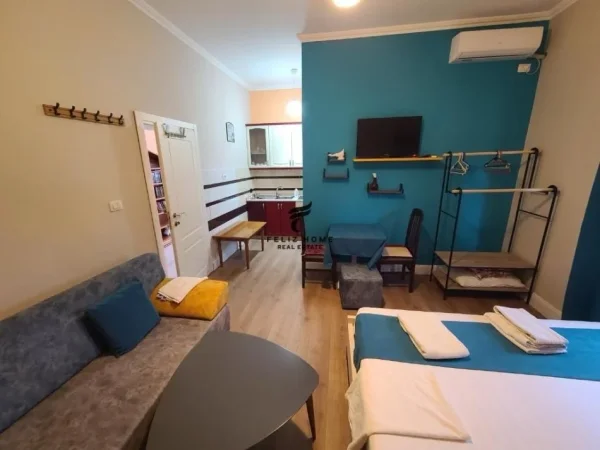 Durres, shitet Vile ne plazh 3 Katshe Kati 3, 475.000 € (DURRES)