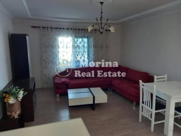 Tirane, jepet me qera apartament 2+1+Ballkon Kati 2, 120 m² 450 € (Liqeni i Thate)
