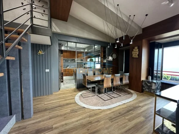 Tirane, jepet me qera apartament+verande | Penthouse 4+1+Aneks+Ballkon Kati 5, 300 m² 3.000 € (liqeni i thate)