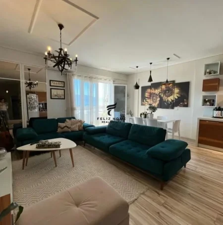 Vlore, shitet apartament 3+1+Ballkon Kati 4, 148 m² 310.000 € (VLORE)