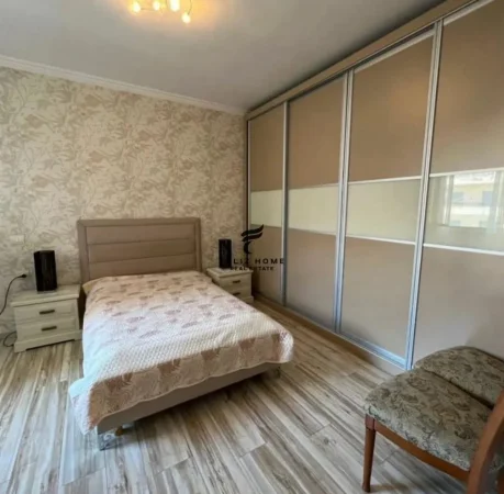 Vlore, shitet apartament 3+1+Ballkon Kati 4, 148 m² 310.000 € (VLORE)